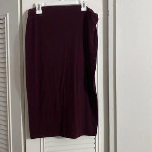 Knee length maroon skirt